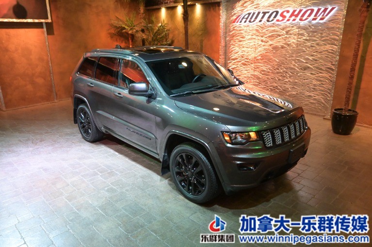 Used-2020-Jeep-Grand-Cherokee-Altitude-SRoof-Nav-Htd-Wheel-Leather-!!-1622912600 (1).jpg