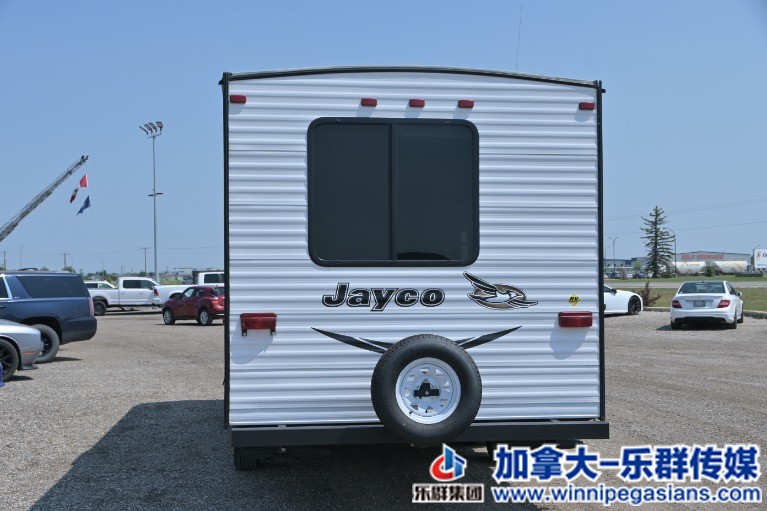 Used-2016-Jayco-Jayflight-SLX-212QBW-SUV-Towable-Sleep-6!-LIKE-NEW-!!-1625339464 (2).jpg