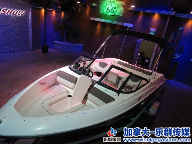 Used-2018-Bayliner-170-Ski-Surf-Fish-Bluetooth-Stereo-Fish-Finder-LOW-HOURS-!!-1.jpg