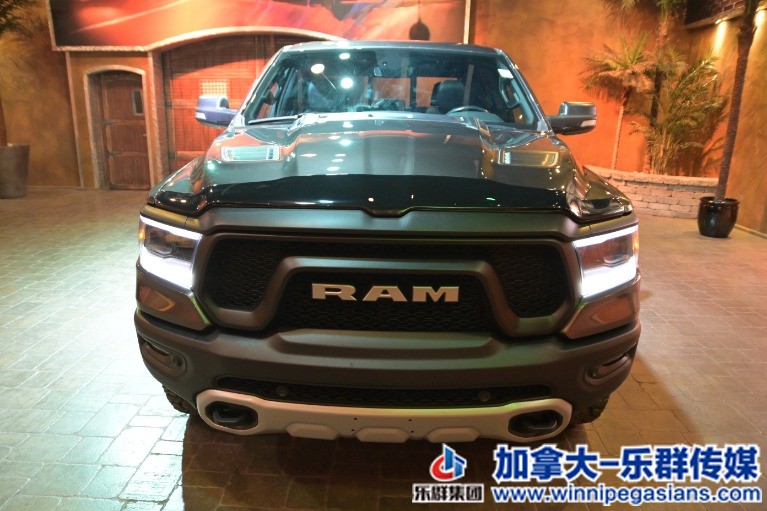 Used-2019-Ram-1500-Rebel-12-In-Screen-Pano-Roof-Nav-Htd-Leather-!!-1636151487 (1).jpg