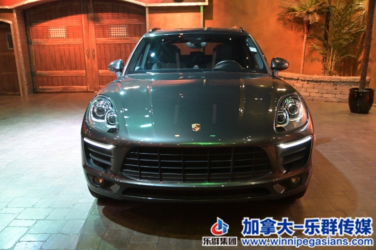 Used-2018-Porsche-Macan-Premium-Pack-Pano-Roof-Nav-Htd-Red-Lthr-!!-1625531139 (2).jpg