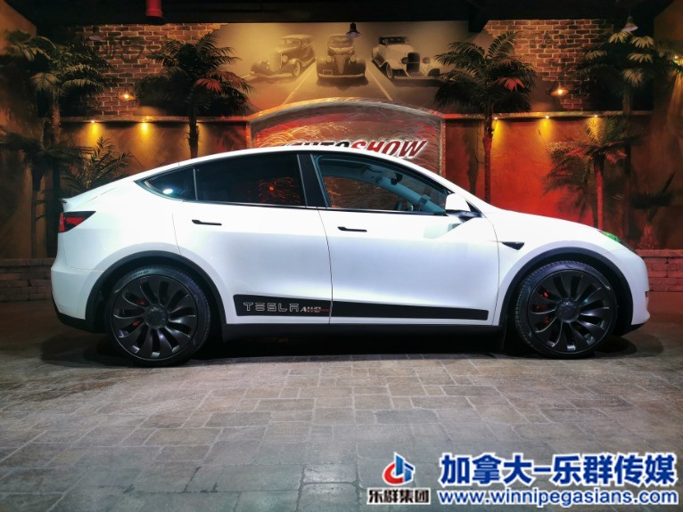 Used-2021-Tesla-Model-Y-Performance-21-In-Wheels-White-Leather-Pano-Roof-!!-1640.jpg