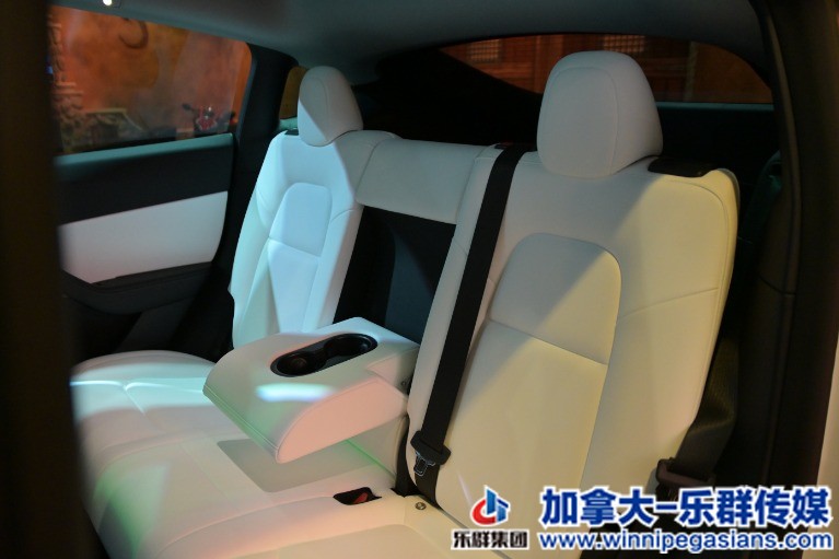 Used-2021-Tesla-Model-Y-Performance-21-In-Wheels-White-Leather-Pano-Roof-!!-1640.jpg