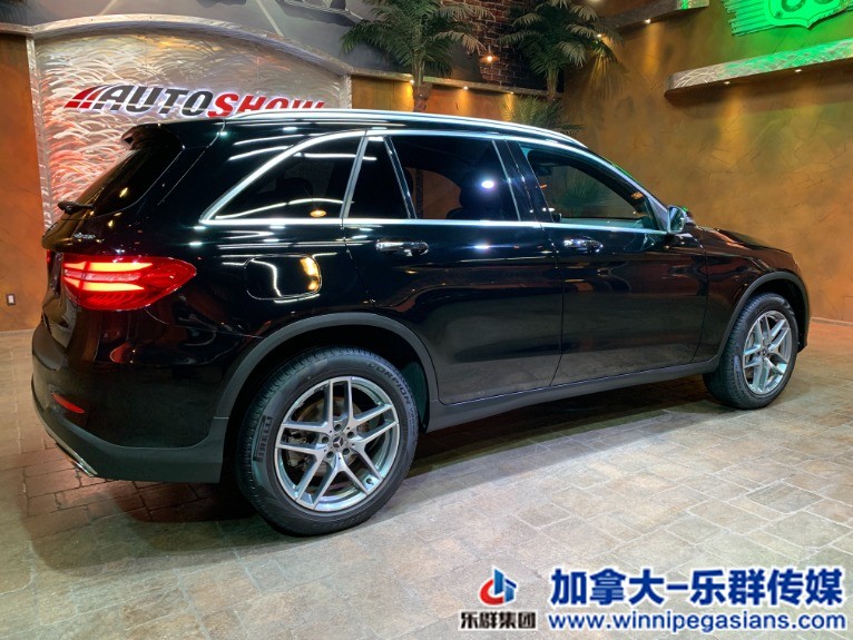 Used-2018-Mercedes-Benz-GLC-300-4Matic-Pano-Roof-Nav-AMG-Wheels-Only-12-kms!!-16.jpg