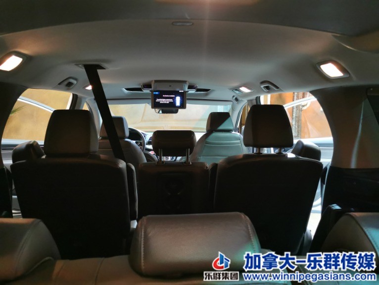 Used-2019-Honda-Odyssey-Touring-8-Pass-w-Sunroof-Overhead-DVD-Htd-Leather-!!-164.jpg