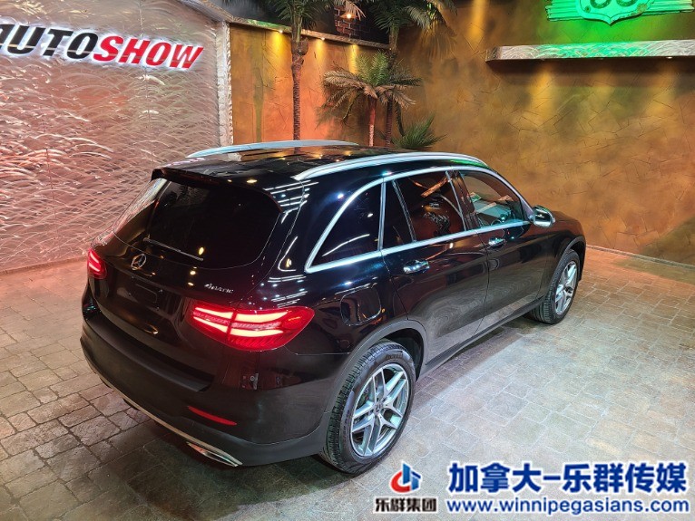 Used-2019-Mercedes-Benz-GLC-__-GLC-300-4-MATIC-LUXURY-__-LOW-LOW-K!!-1645896196 (1).jpg