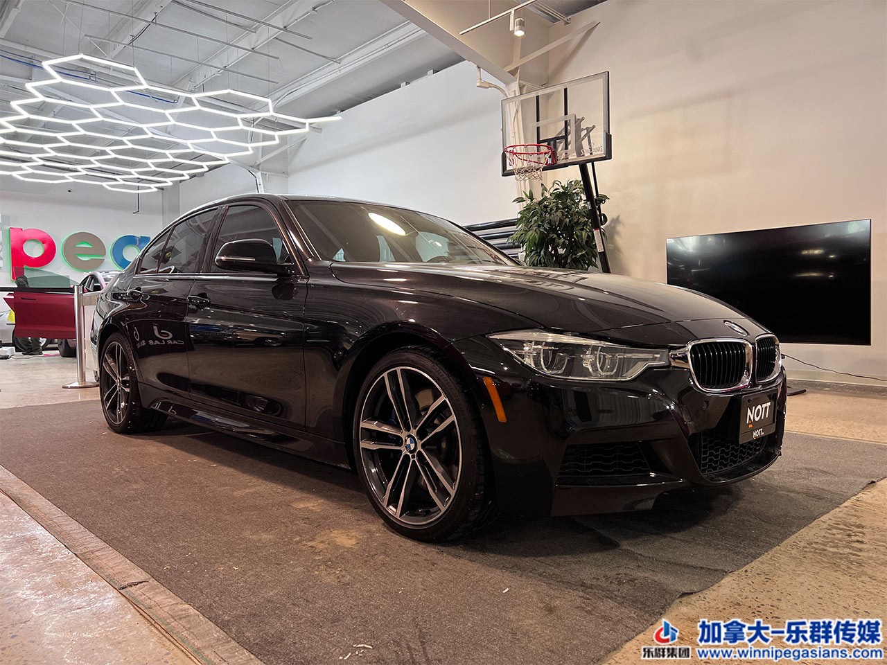 bmw_340xi_c7232_1.jpg