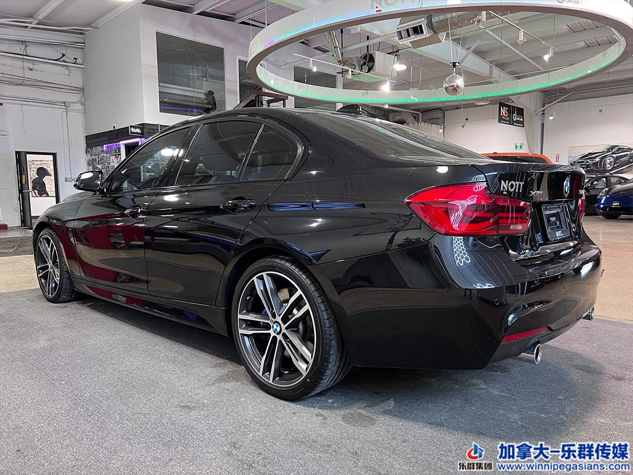 bmw_340xi_c7232_14.jpg