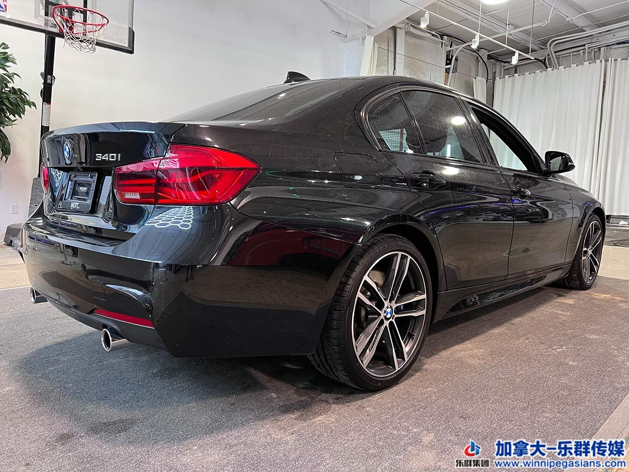 bmw_340xi_c7232_15.jpg