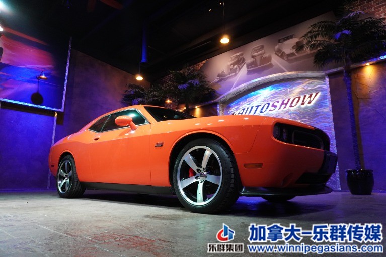 Used-2012-Dodge-Challenger-_-SRT8-392-Hemi-_-470HP-6-Speed-MT-_-Nav-Htd-Lthr-_-1.jpg