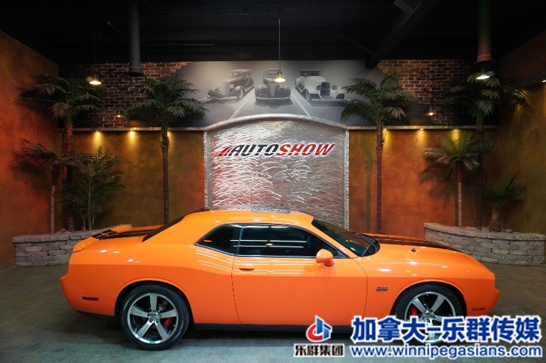 Used-2012-Dodge-Challenger-_-SRT8-392-Hemi-_-470HP-6-Speed-MT-_-Nav-Htd-Lthr-_-1.jpg