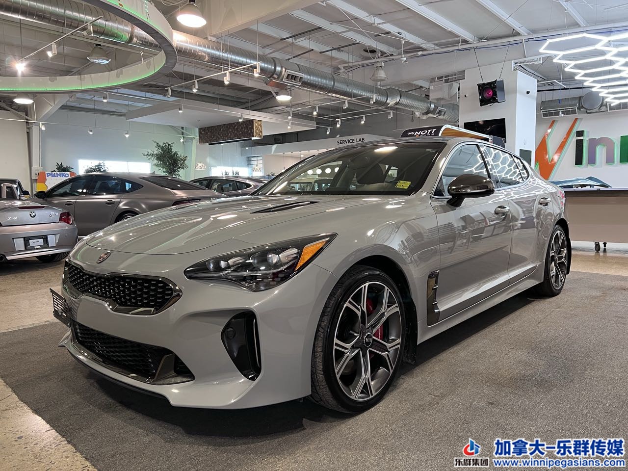 kia_stinger_7252_1.jpg