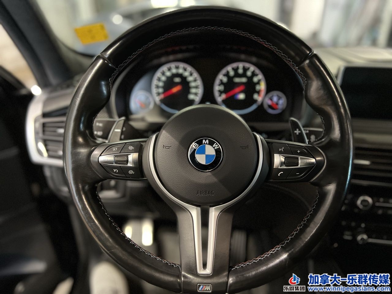 bmw_x5m_7287_8.jpg