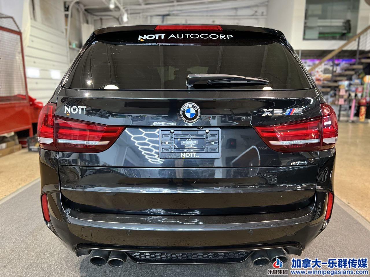 bmw_x5m_7287_15.jpg