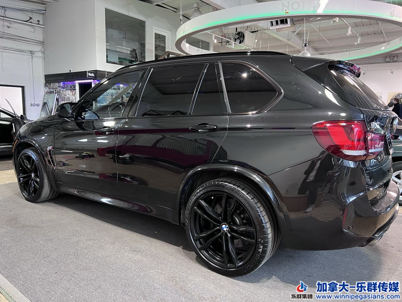 bmw_x5m_7287_18.jpg