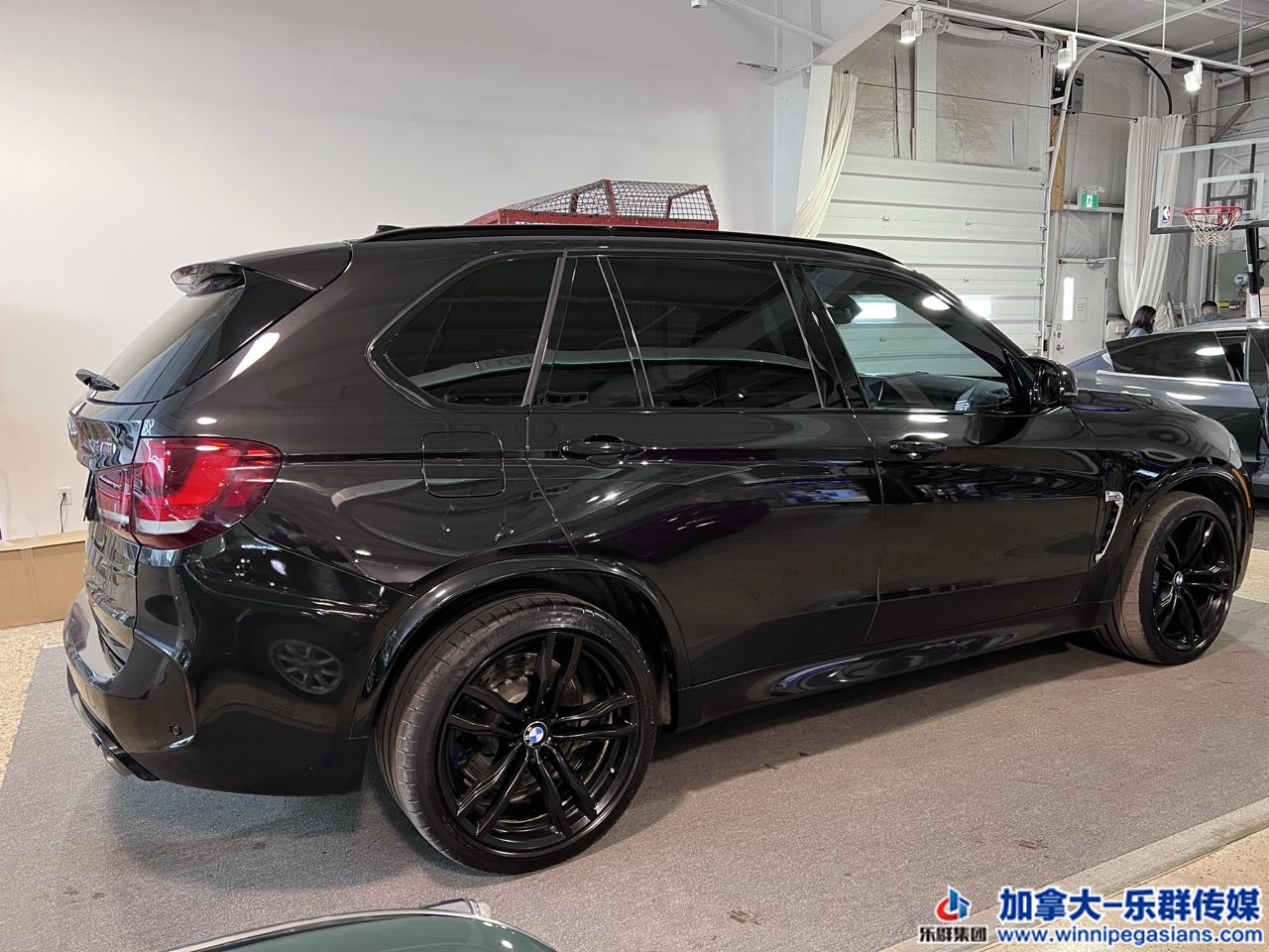 bmw_x5m_7287_19.jpg