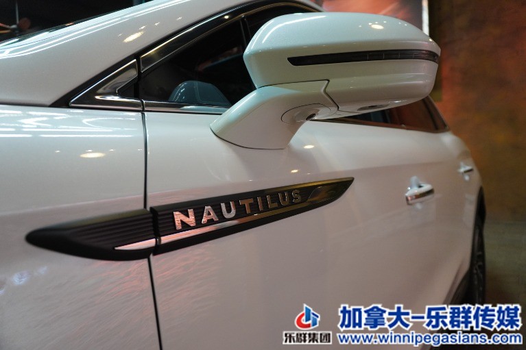 Used-2020-Lincoln-Nautilus-Reserve-Pano-Roof-Nav-Revel-Stereo-Adaptive-Cruise-!!.jpg