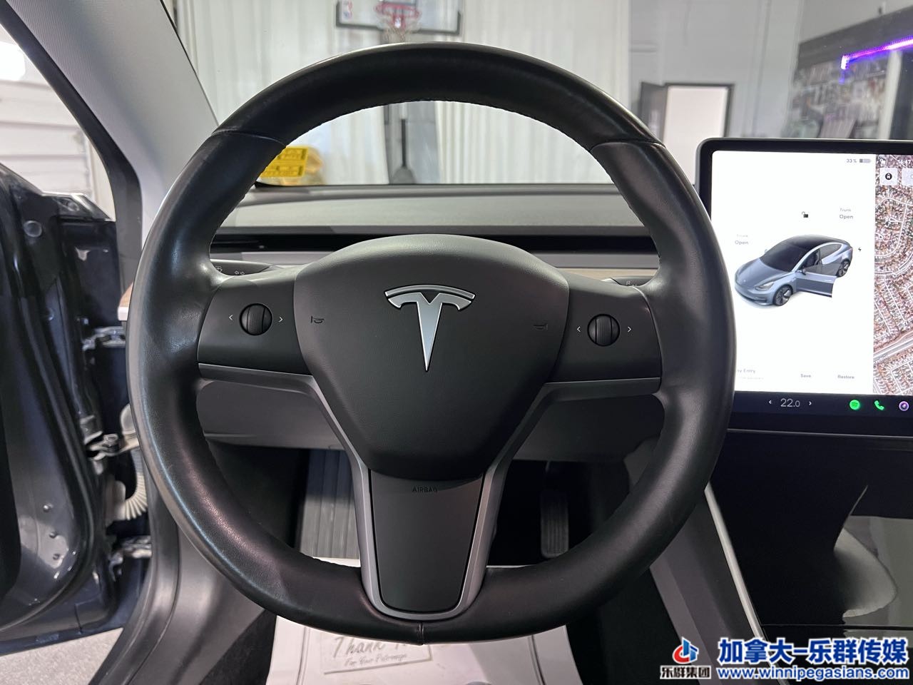 tesla_model3_c7301_7.jpg