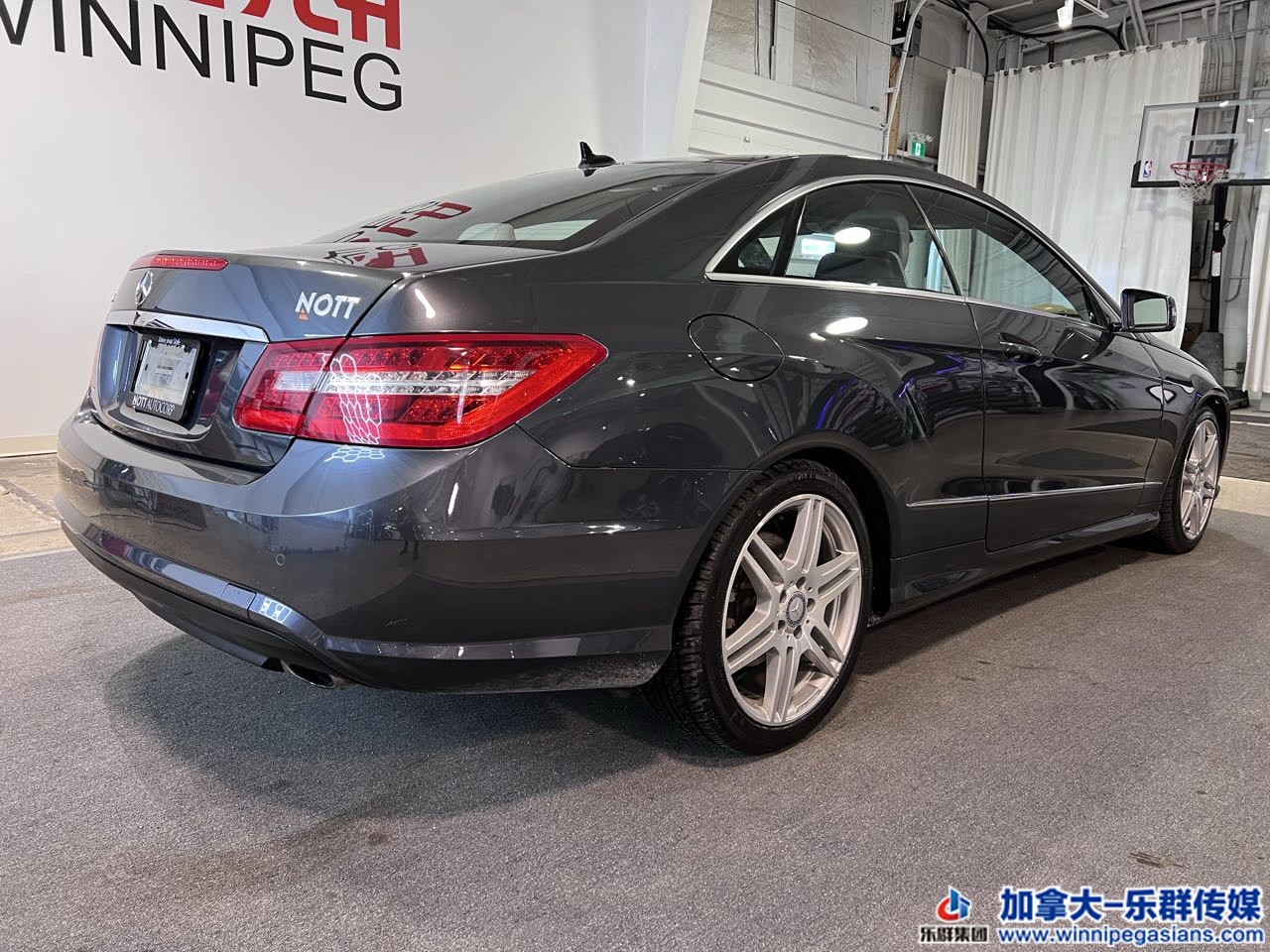 mercedes_benz_e350_c7296_19.jpg