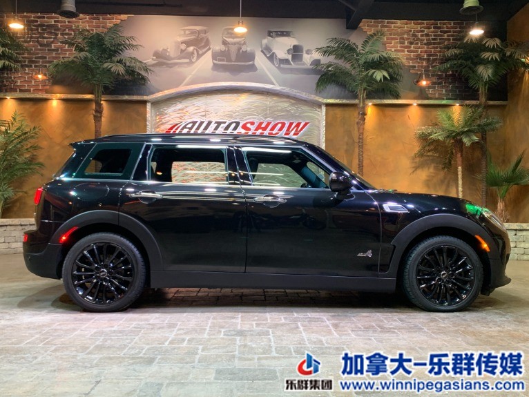 Used-2019-MINI-Clubman-Cooper-AWD-w-Pano-Roof-Htd-Lthr-Navigation-!!-1643995742.jpg