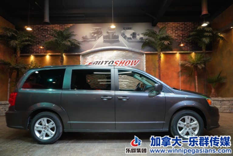 Used-2020-Dodge-Grand-Caravan-Crew-Plus-w-Blu-Ray-Nav-Htd-Lthr-Pwr-Sliding-Doors.jpg