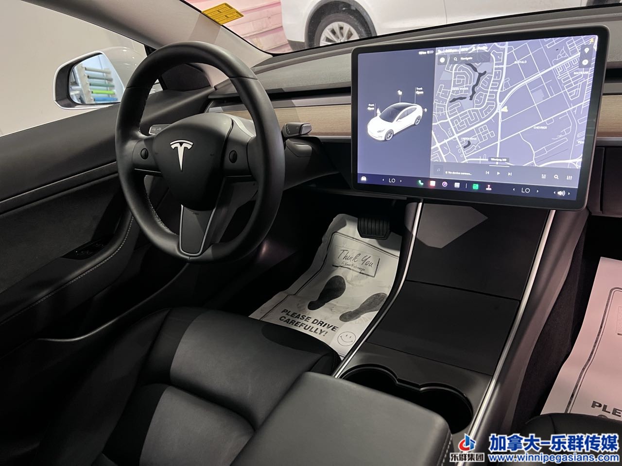 tesla_model3_7284_14.jpg