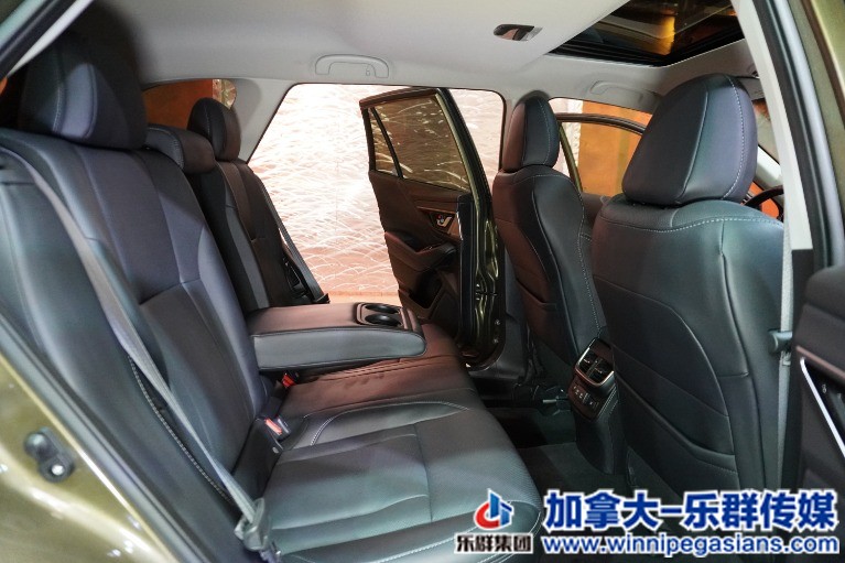 Used-2022-Subaru-Outback-Limited-HK-Stereo-Sunroof-12-In-Screen-Htd-Lthr-!!-1654.jpg