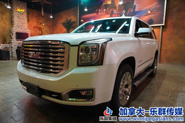 Used-2020-GMC-Yukon-Loaded-SLT-w-Blu-Ray-SRoof-Leather-Navigation-!!-1654807967.jpg