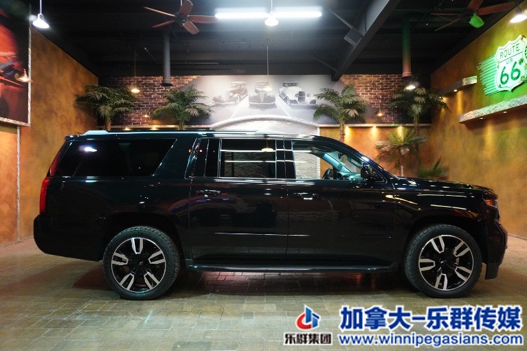 Used-2020-Chevrolet-Suburban-Premier-RST-Edition-SRoof-Nav-Bose-HUD-AC-Seats-!!-.jpg