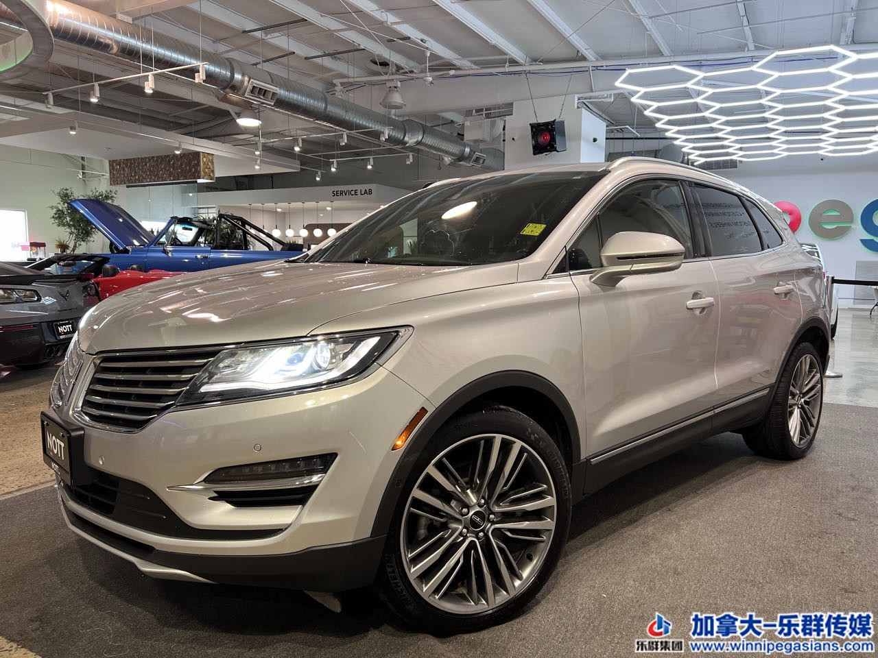 lincoln_mkc_7024b_1.jpg