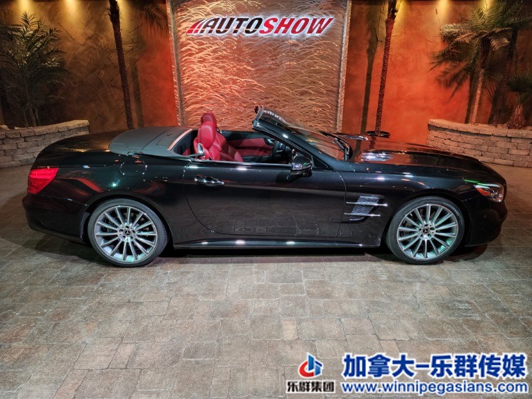 Used-2017-Mercedes-Benz-SL-550-AMG-Wheels-Red-Lthr-Massaging-Seats-Twin-Turbo!-1.jpg