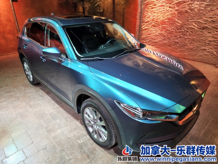 Used-2020-Mazda-CX-5-GT-AWD-Htd-2nd-Row-Lthr-AC-Seats-Sunroof-Bose!-1657137107 (1).jpg