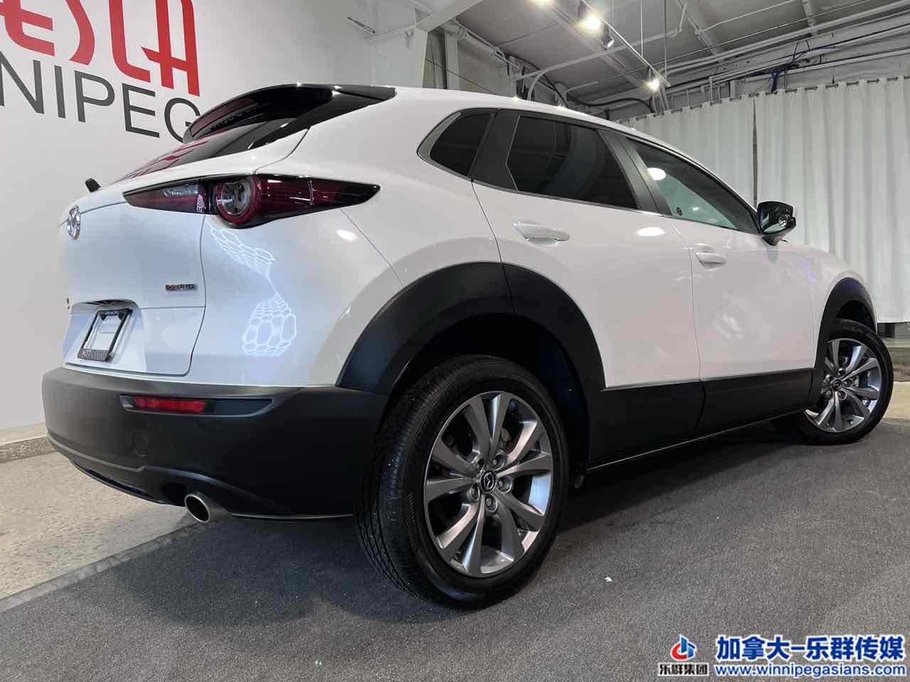 mazda_cx30_c7357_4.jpg