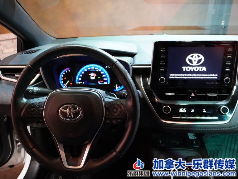 Used-2020-Toyota-Corolla-XSE-Top-Trim!-Heated-Leather-Navigation!-1657916797 (5).jpg