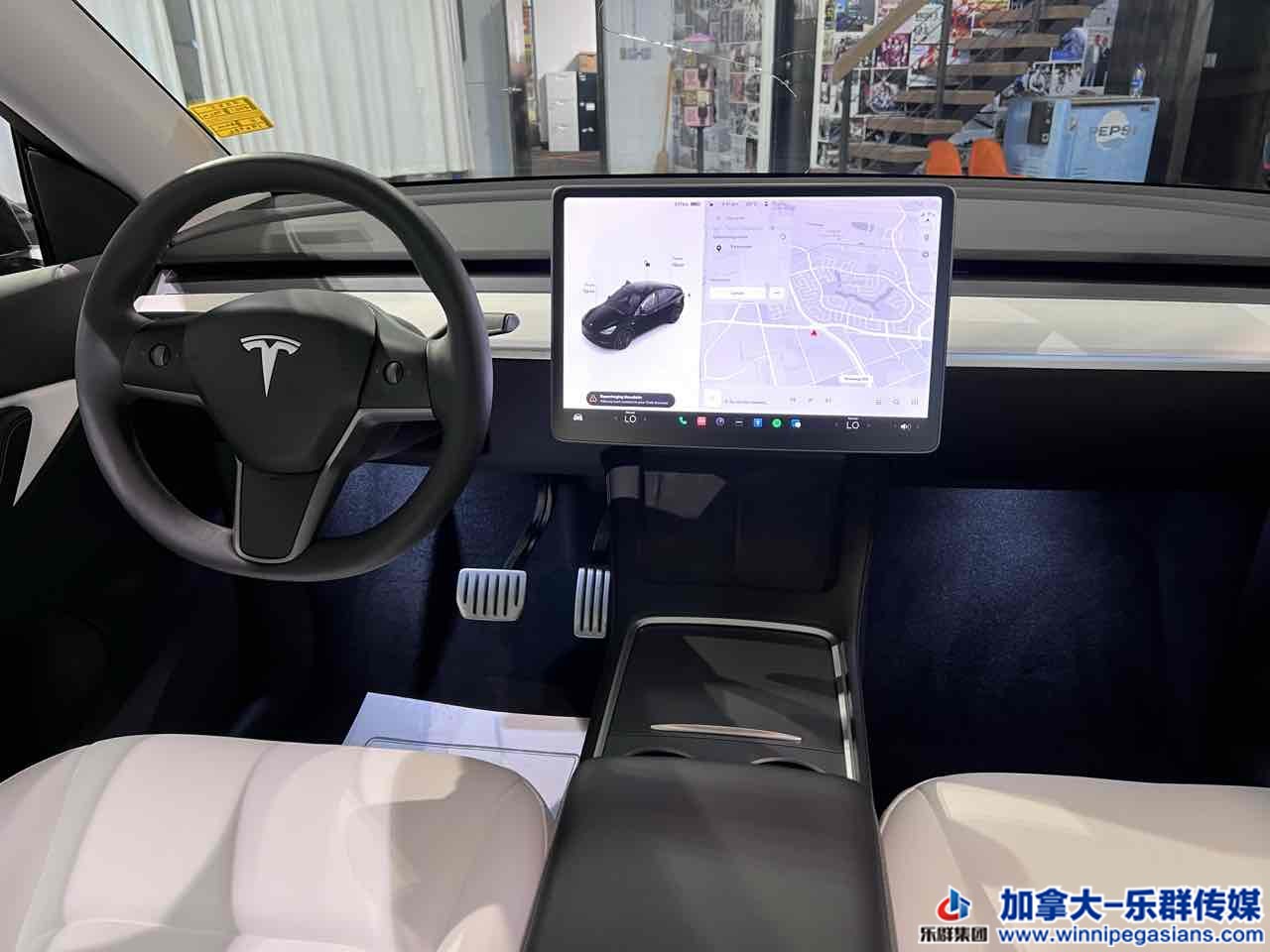 tesla_modely_7335_18.jpg