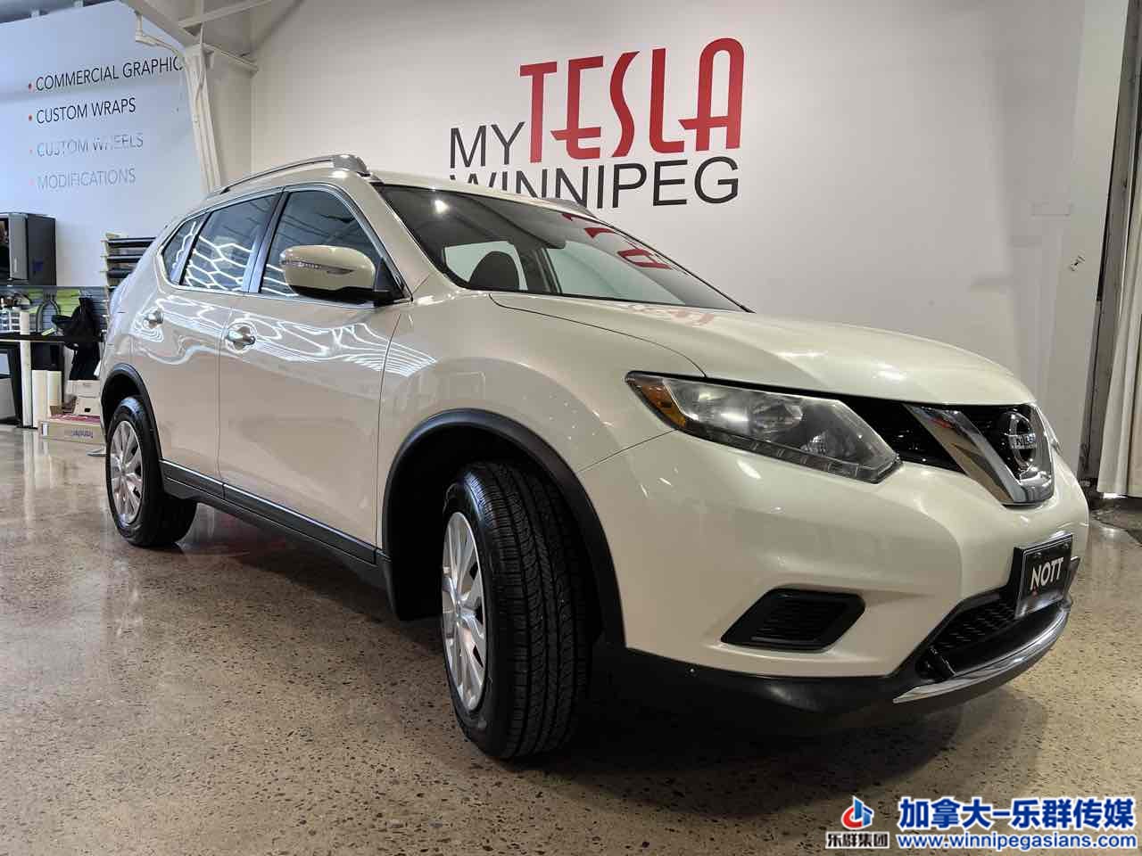 nissan_rogue_c7368_2.jpg