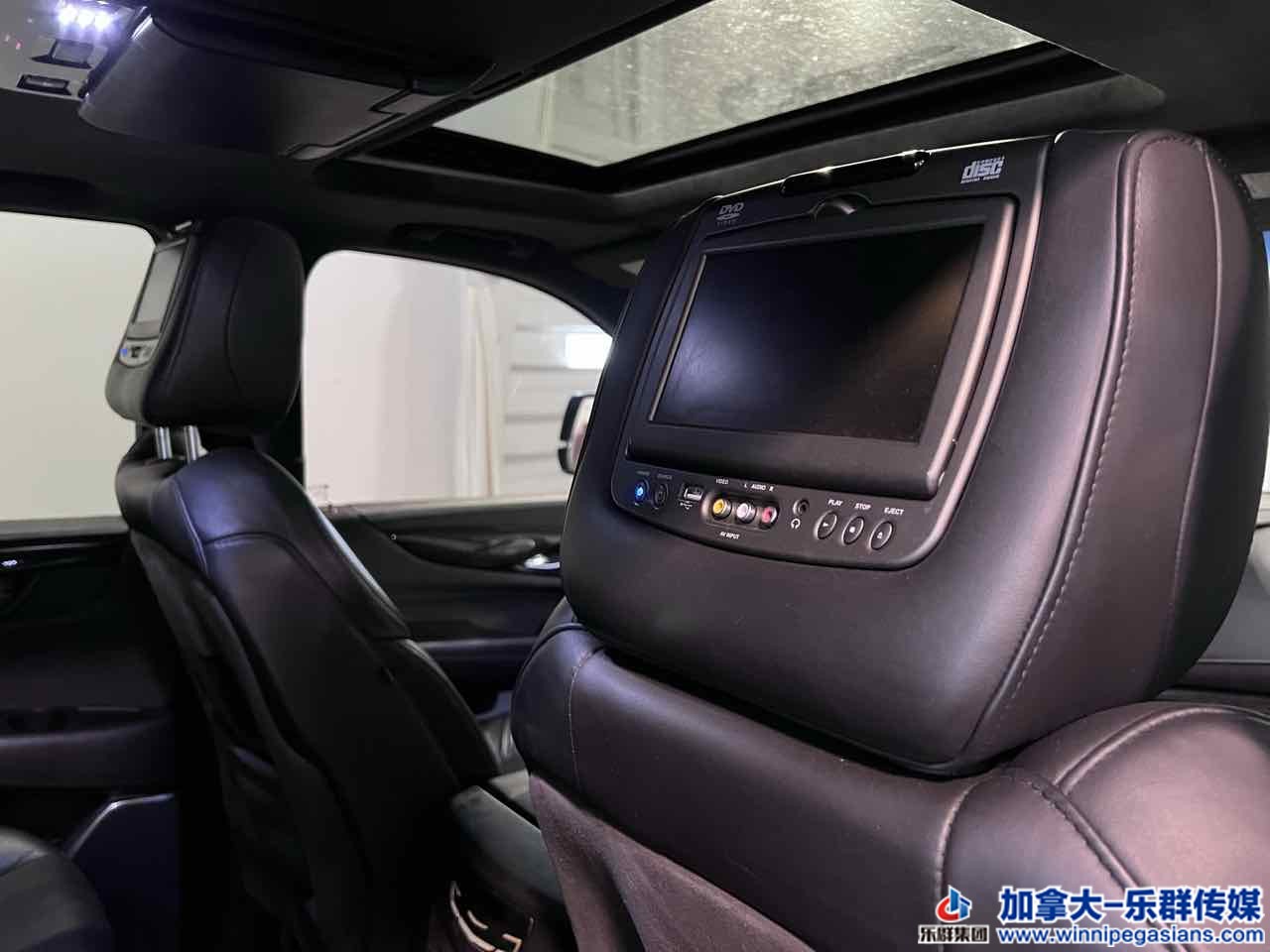 cadillac_escalade_7274(37).jpg