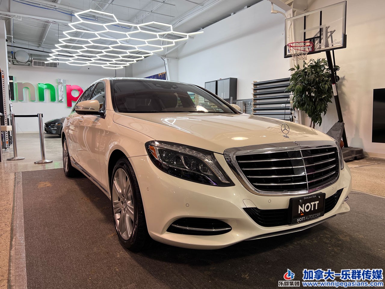 benz_s550_7231(1).jpg