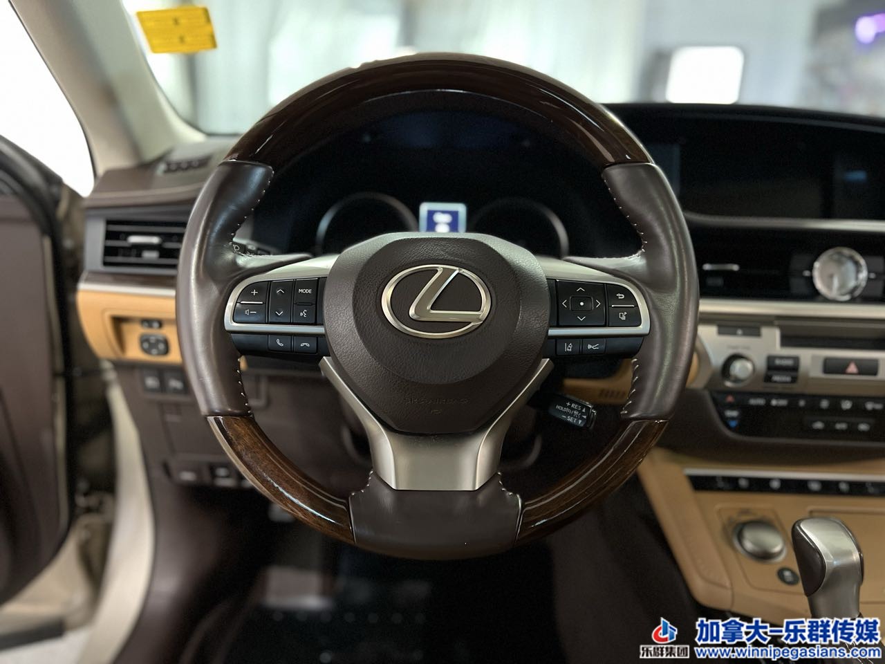 lexus_es350_7285_7.jpg