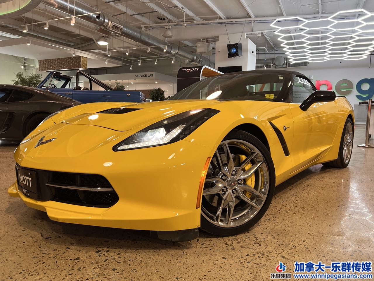 chevrolet_corvette_c7333_1.jpg