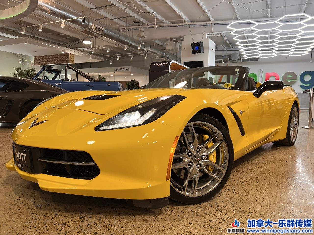 chevrolet_corvette_c7333_2.jpg