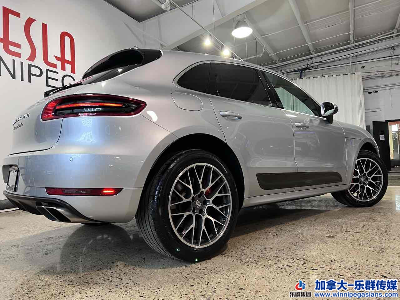 porsche_macan_c7372_5.jpg