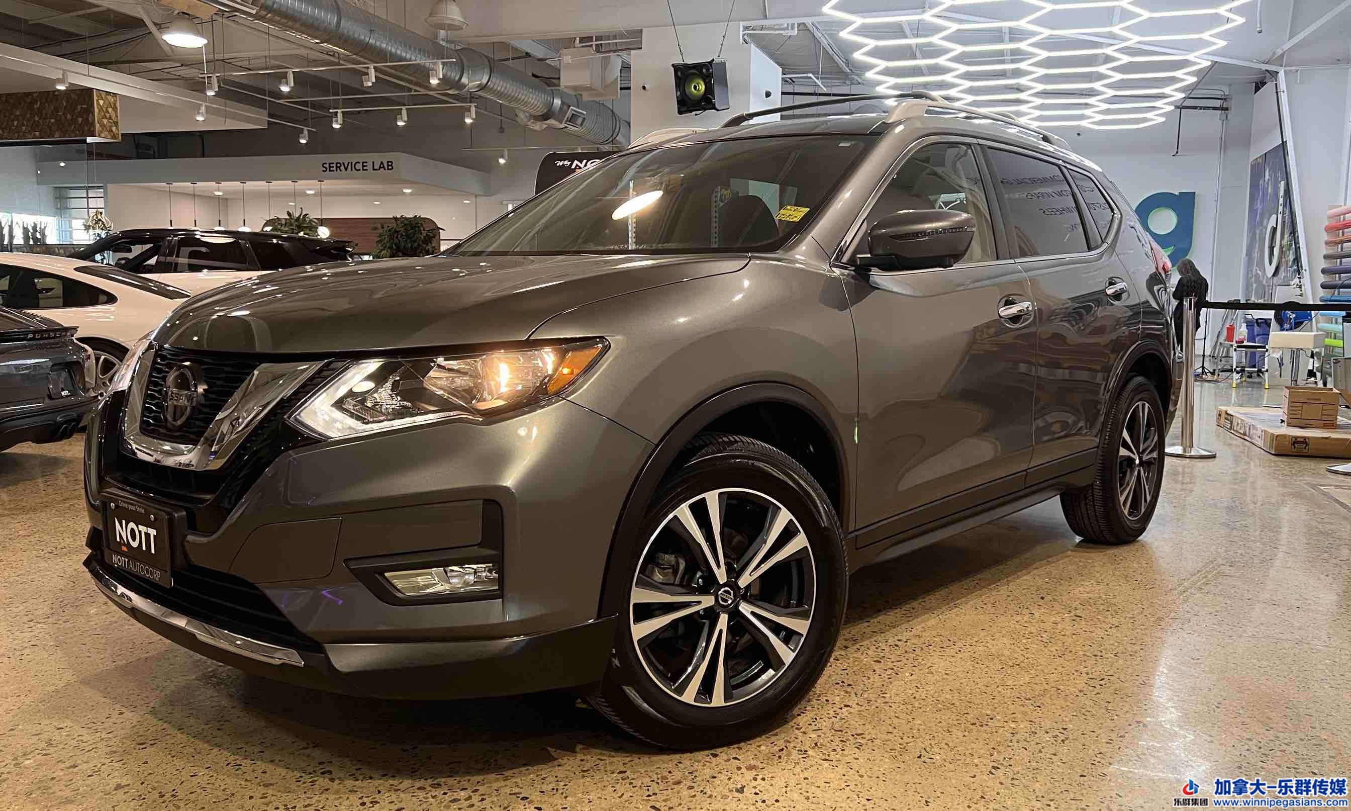 nissan_rogue_7431_1.jpg