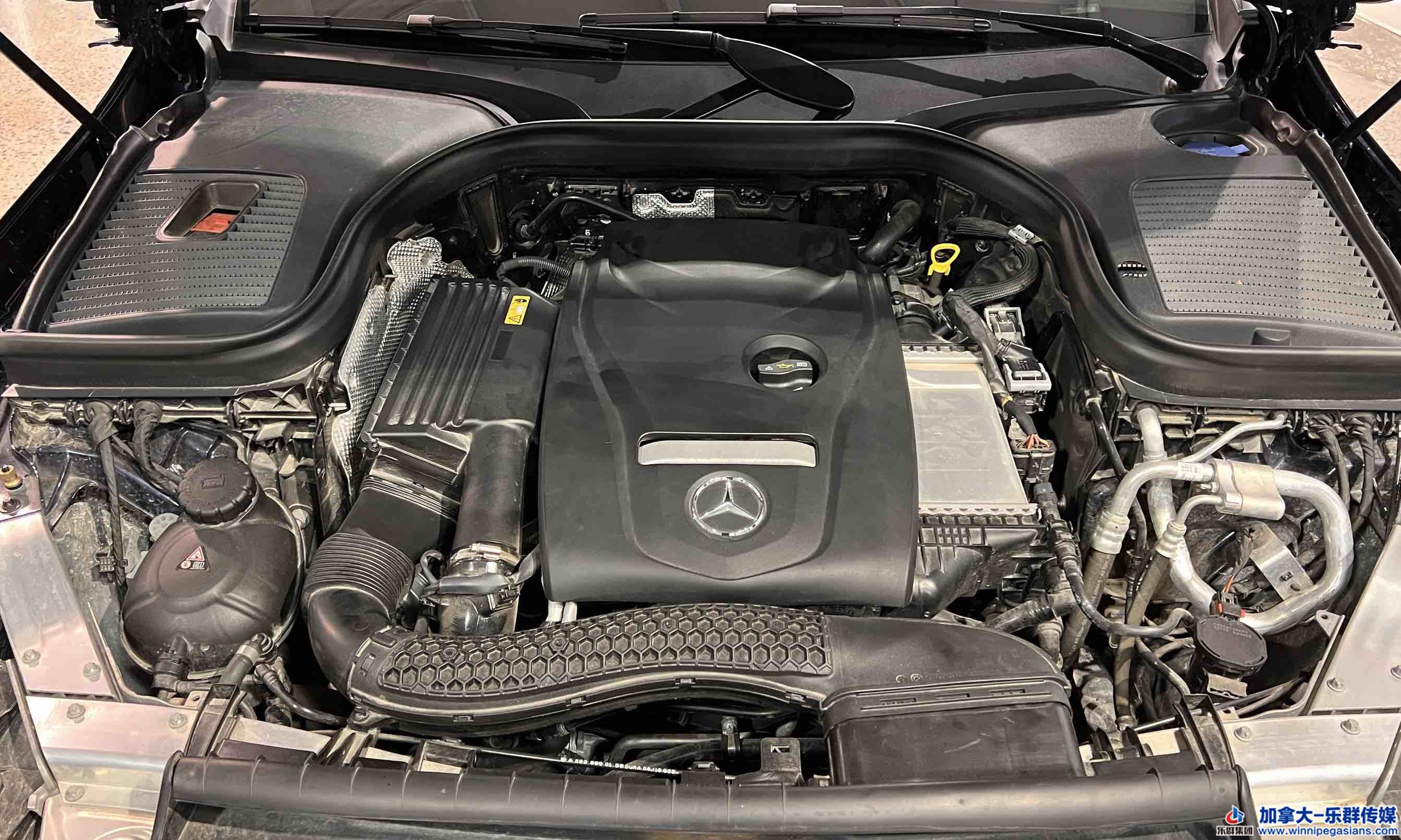 mercedes_glc300_7444_19.jpg