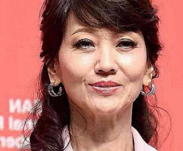 没滤镜真可怕！女明星真实颜值全曝光，一个个真没那么美-1.jpg