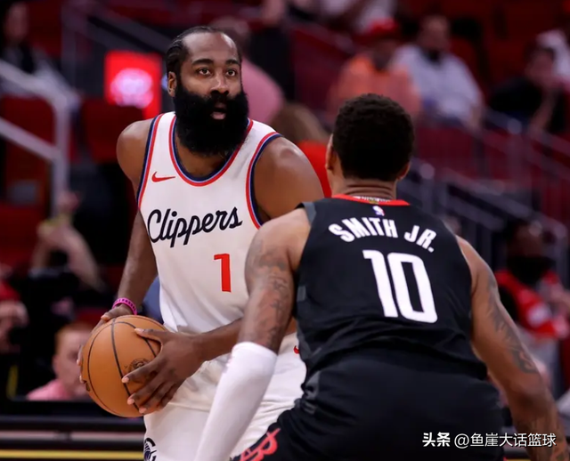 NBA最新排名！勇士渔翁得利，湖人两队甩开快船，西部乱成一锅粥-2.jpg