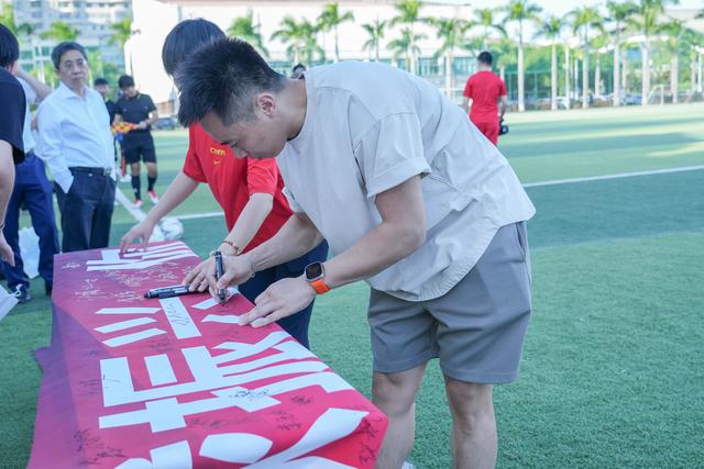 以球会友-5.jpg