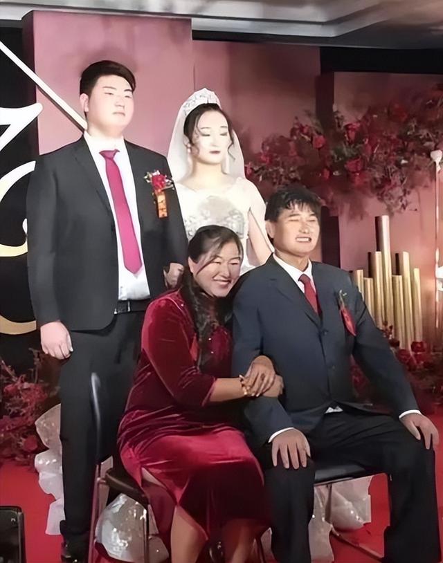 星光大道举办20年，明星现状各不同，离婚被扒黑历史还有进监狱的-9.jpg