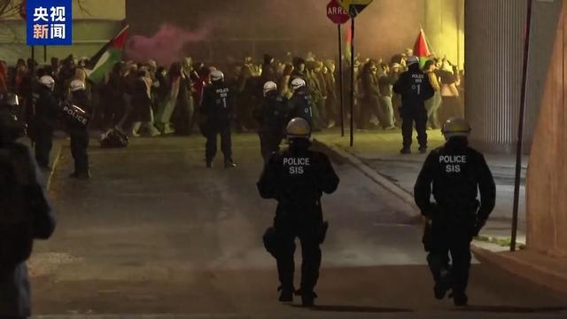 加拿大蒙特利尔爆发反北约抗议活动， 3人被捕-1.jpg