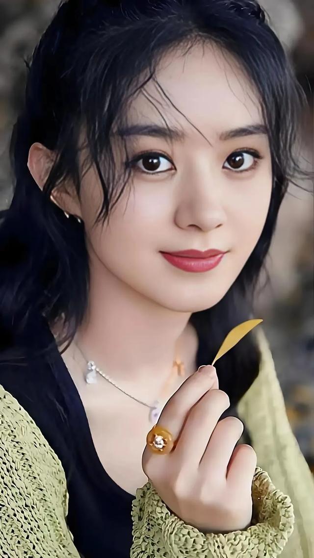 惊艳！内娱80后10位女明星，刘亦菲、赵丽颖上榜，有没有你喜欢的-18.jpg
